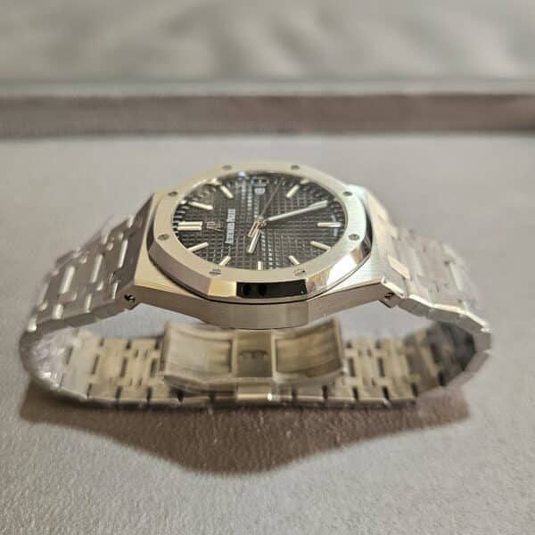 Best Copy Audemars Piguet 15500 in Dubai ﻿