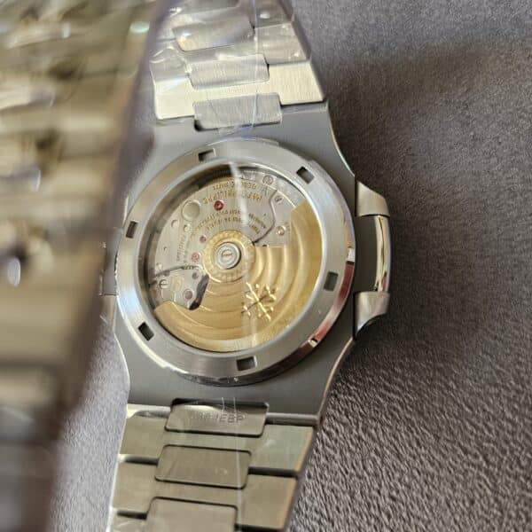 Patek Philippe Nautilus 5711/1A-010 Replica Watch | Shop Now