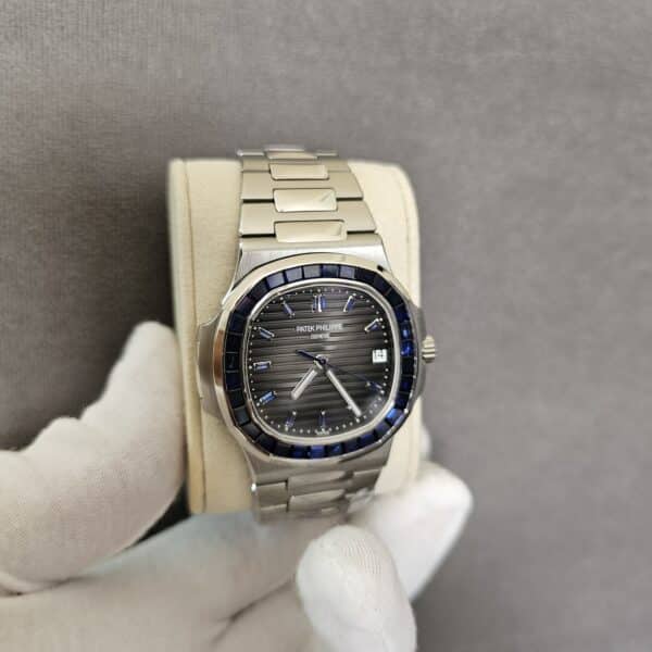 Patek Philippe Nautilus With Blue Saphire Replica Watches