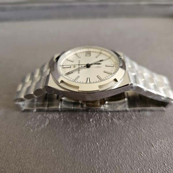 Best Vacheron Constantin Overseas Super Clone Watches