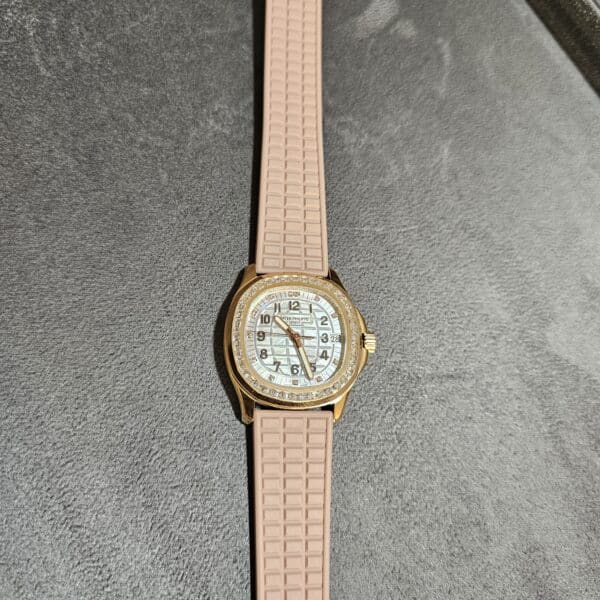 Patek Philippe Aquanaut 5072R/001 Replica Watch in Dubai