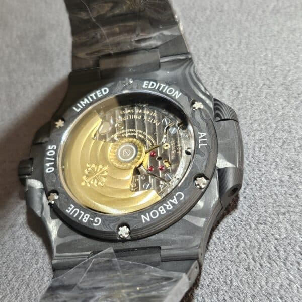 Buy Patek Philippe Nautilus 5711 Replica Watches in Dubai