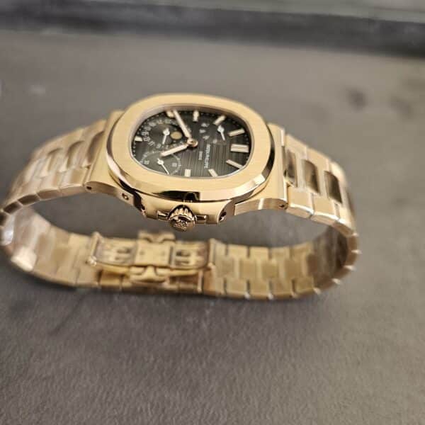 Patek Philippe Nautilus 5712/1R-001 Replica Watch