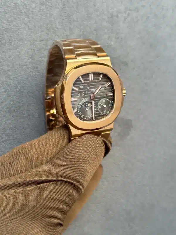 Patek Philippe Nautilus 5712/1R-001 Replica Watch - Ticker24