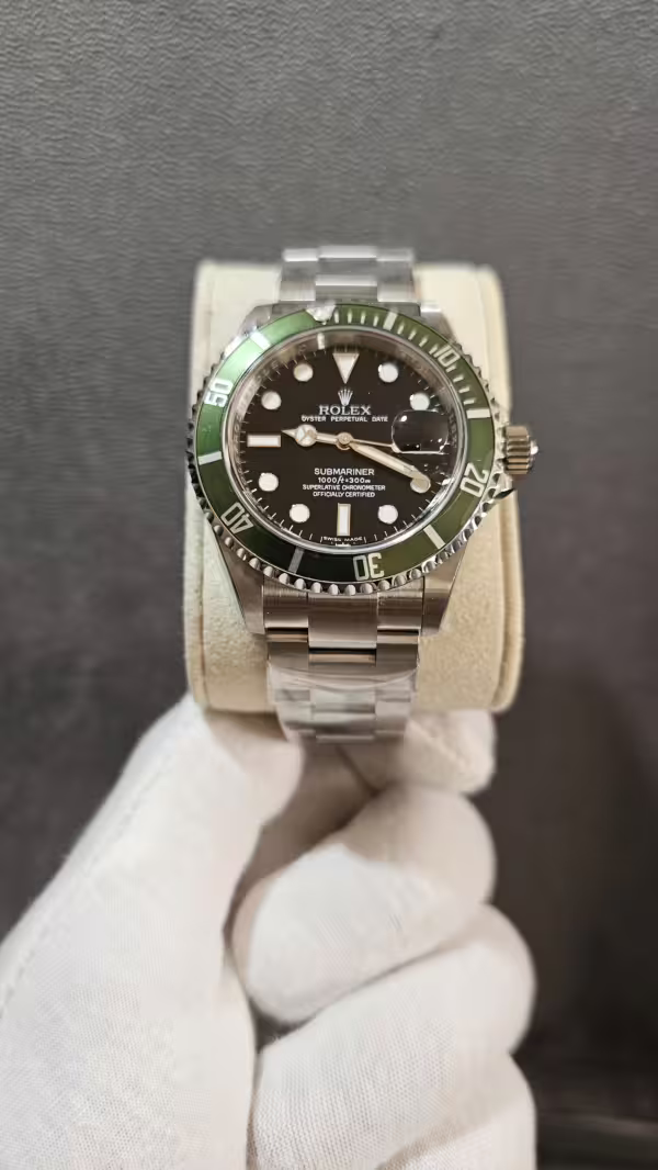 Rolex Submarine Date Kermit Top Quality Replica Watch in UAE