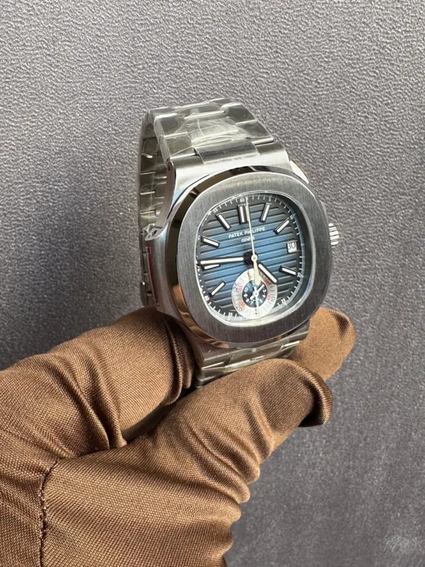 Buy Patek Philippe Nautilus Replica Watch in UAE